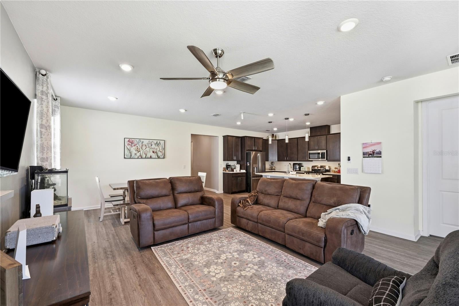 4005 SWAN GOOSE COURT