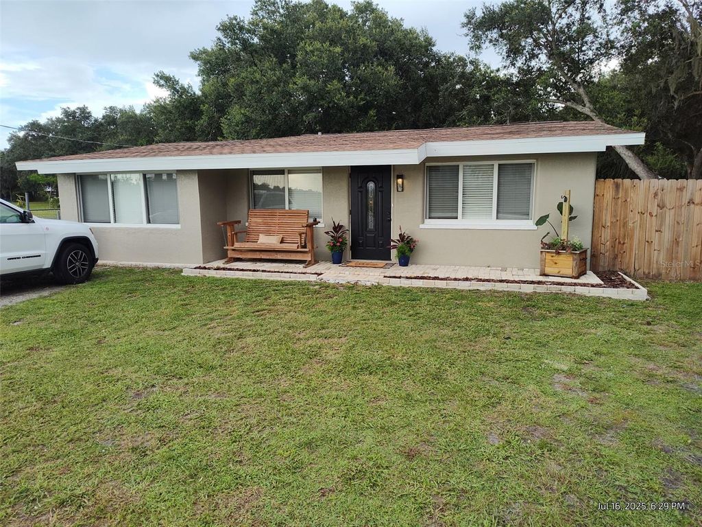 Photo of 5114 SW Shores Avenue, Arcadia, FL 34266 (MLS # A4681172)