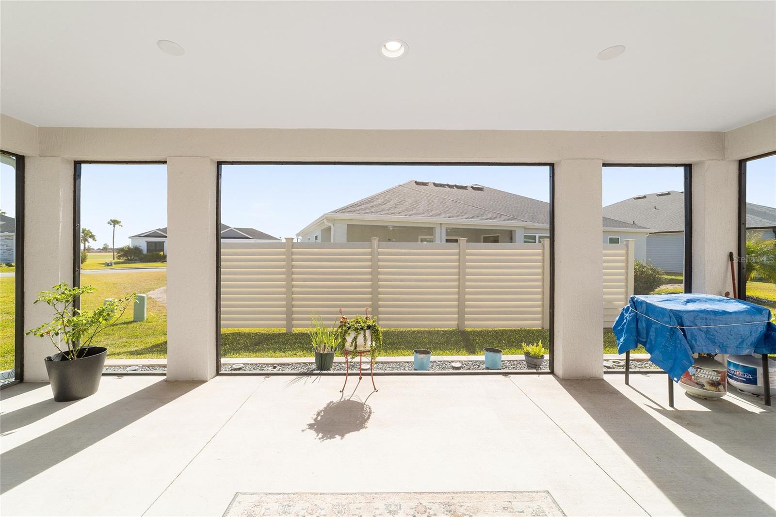 VILLAGES/SOUTHERN OAKS - Residential