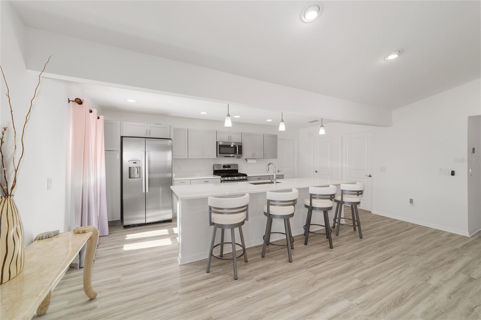 VILLAGES/SOUTHERN OAKS - Residential