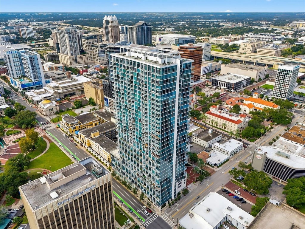 Photo of 150 E Robinson Street #3209, Orlando, FL 32801 (MLS # O6442005)