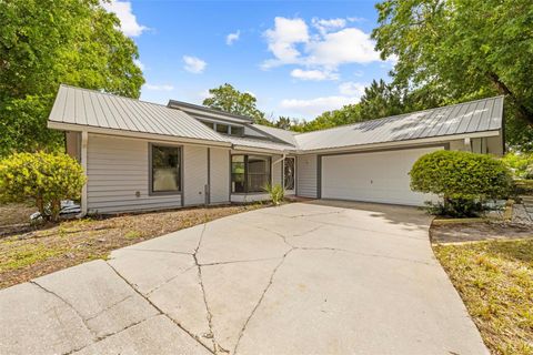 Photo of 11599 W Timberlane Drive, Homosassa, FL 34448 (MLS # TB8362041)