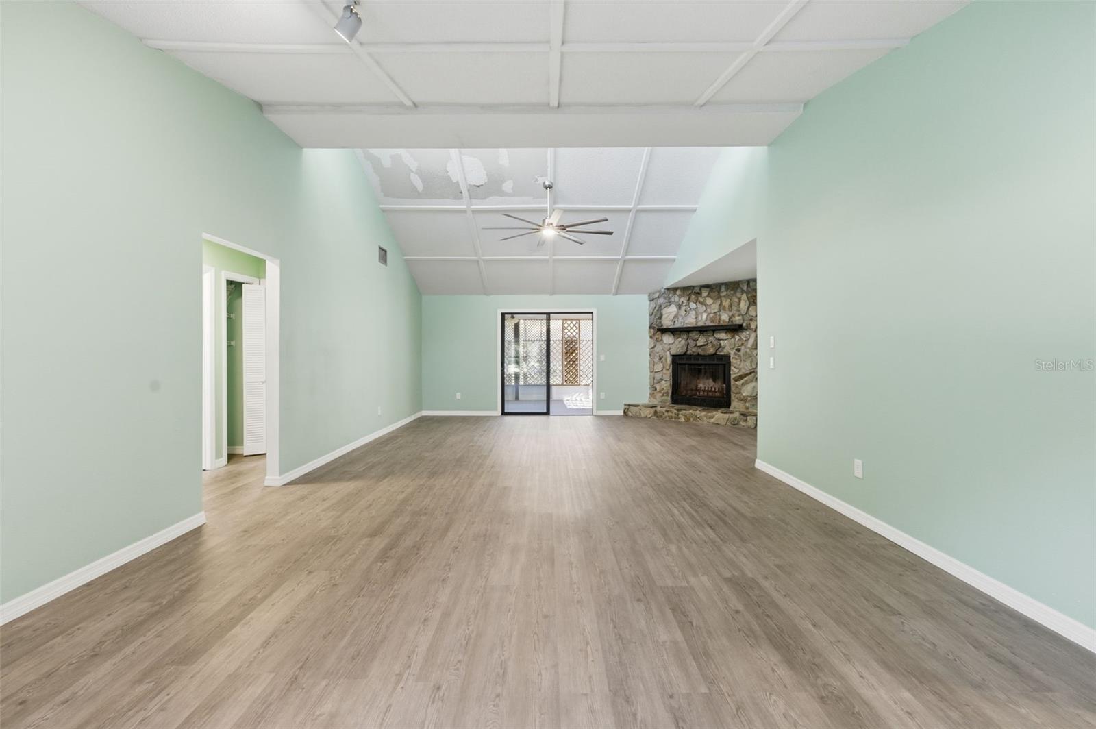 11599 W TIMBERLANE DRIVE