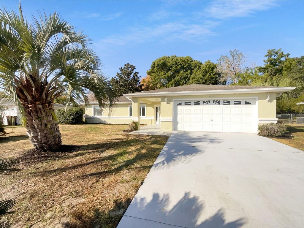 Photo of 10350 SW 62nd Terrace Road, Ocala, FL 34476 (MLS # O6384463)