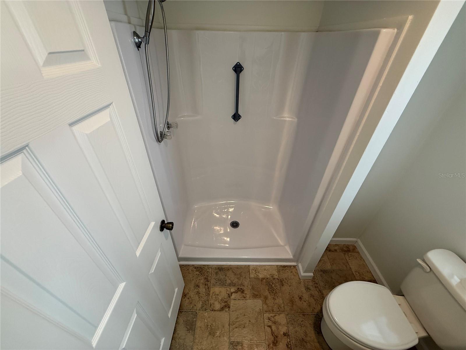 CONTINENTAL CNTRY CLUB INC RESIDENCE - Residential