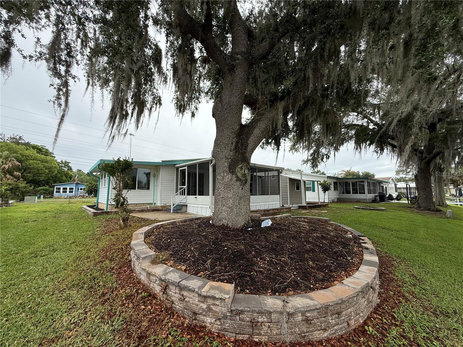 CONTINENTAL CNTRY CLUB INC RESIDENCE - Residential