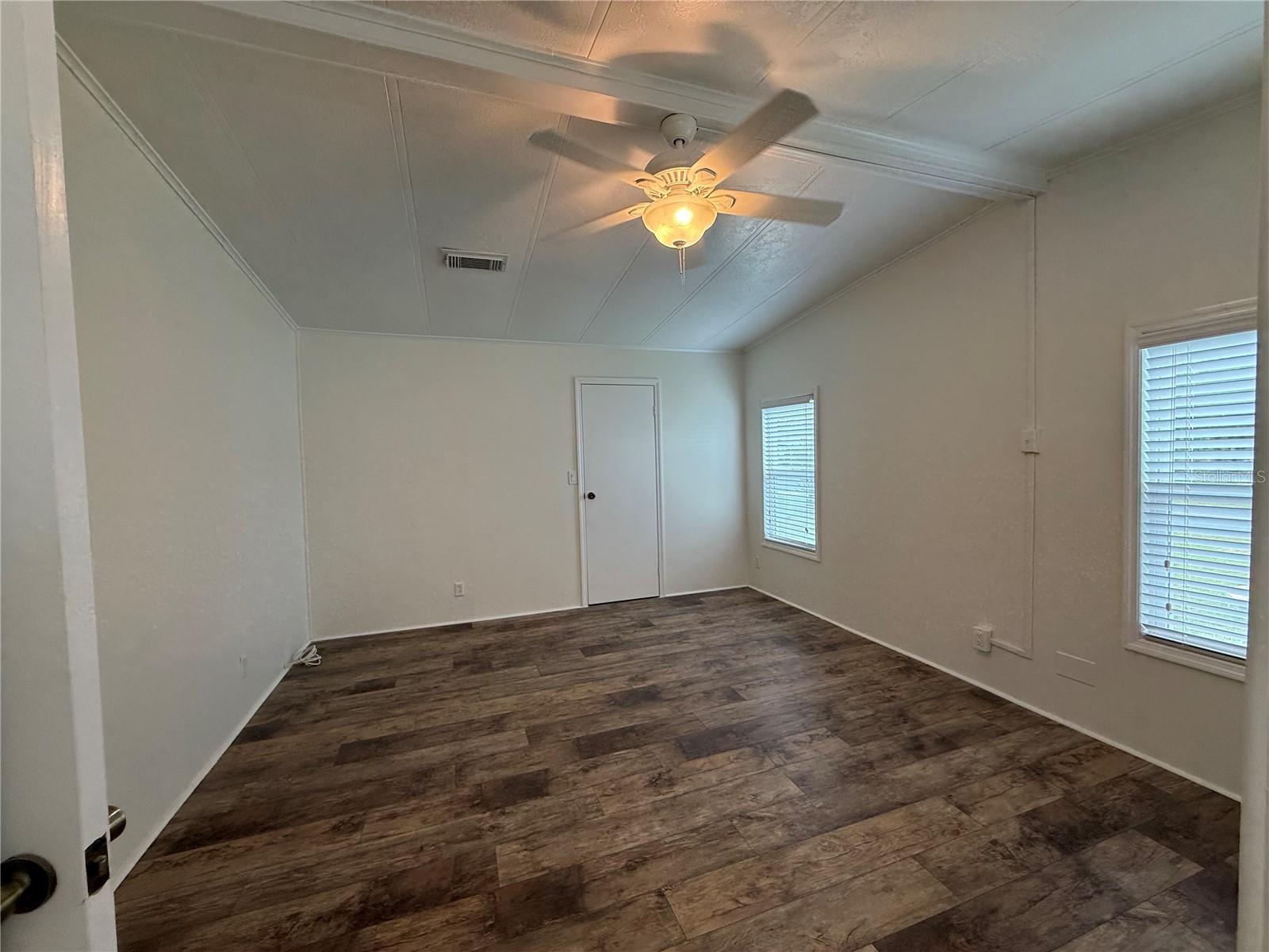 CONTINENTAL CNTRY CLUB INC RESIDENCE - Residential