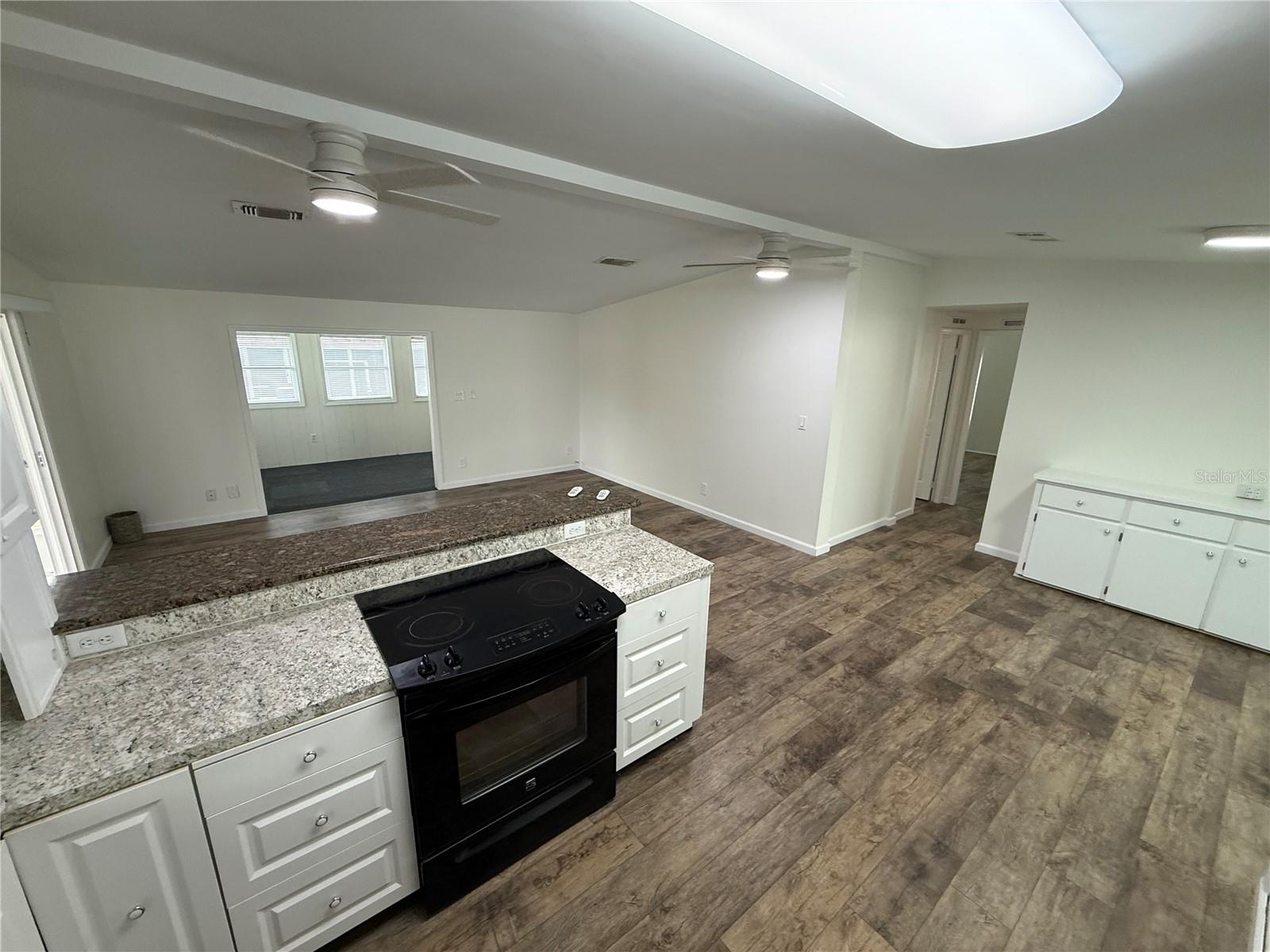 CONTINENTAL CNTRY CLUB INC RESIDENCE - Residential