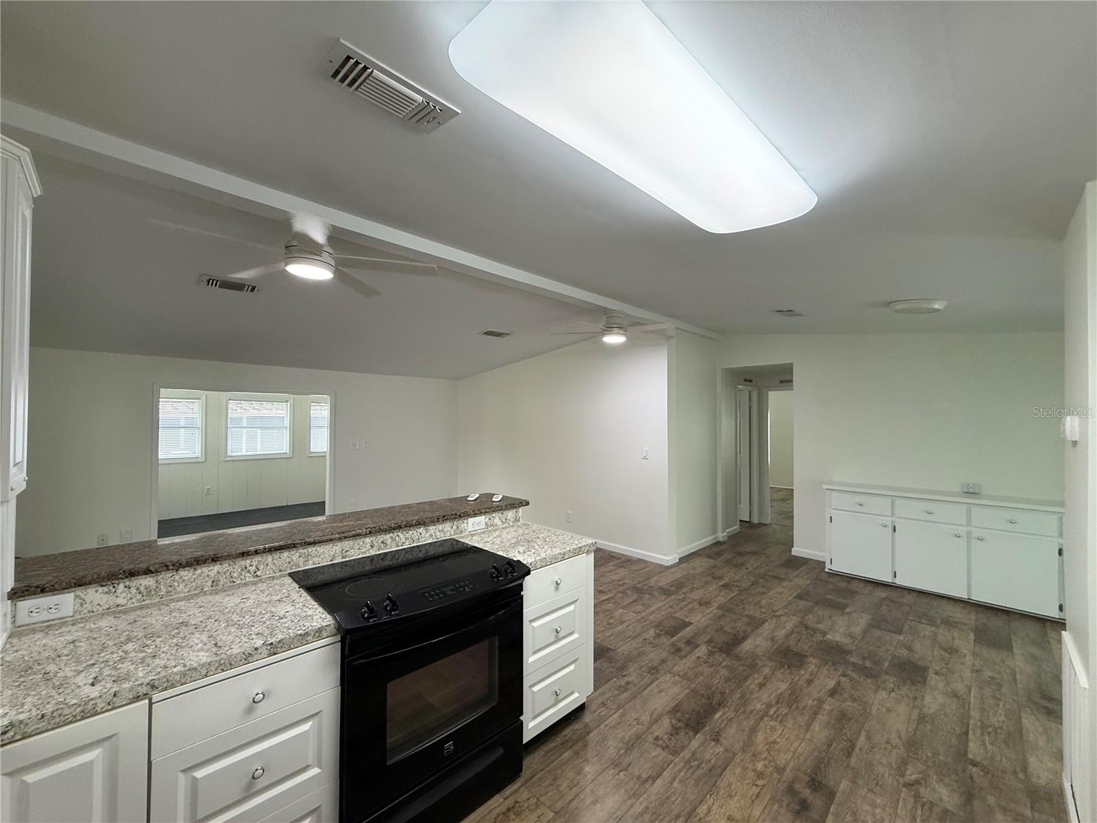 CONTINENTAL CNTRY CLUB INC RESIDENCE - Residential