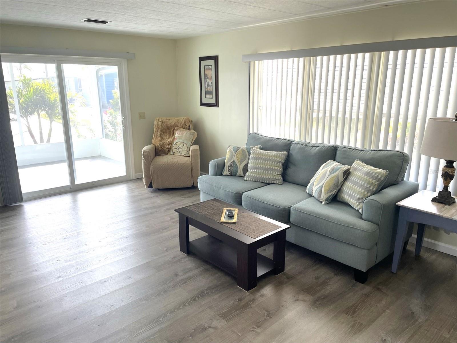 HARBOR ISLES - Residential