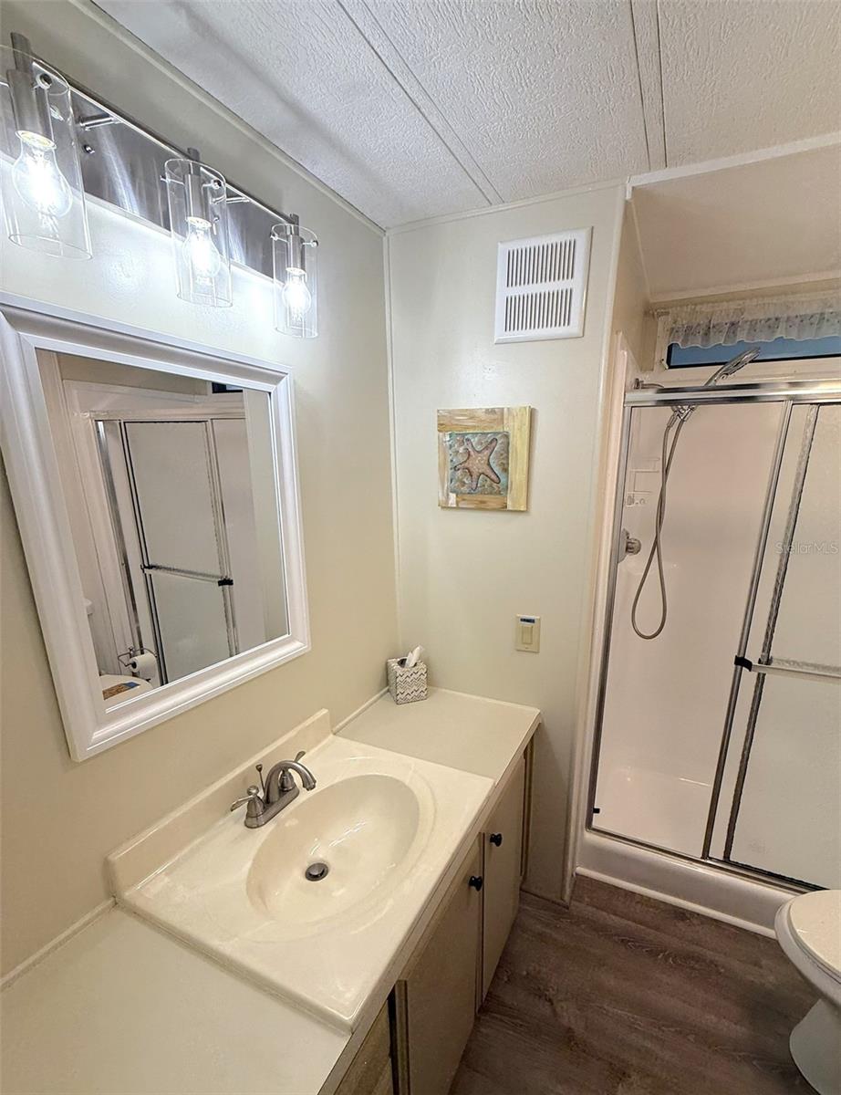 HARBOR ISLES - Residential
