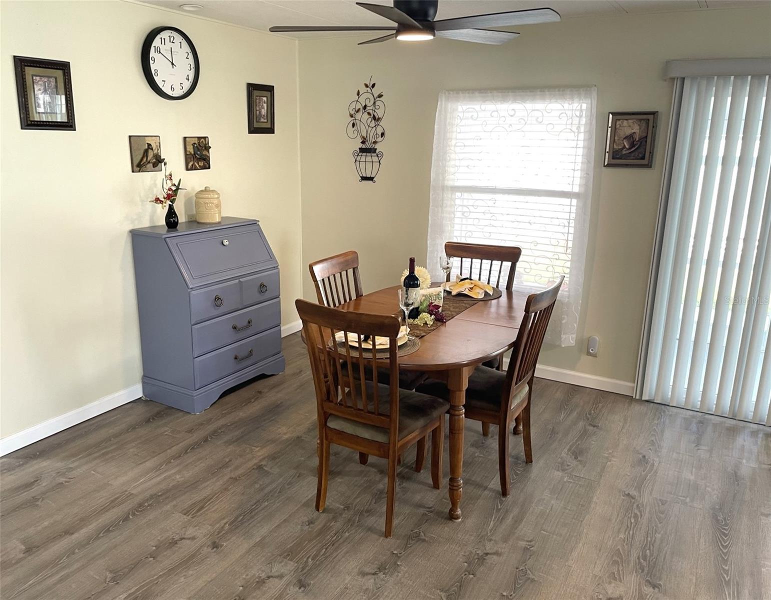 HARBOR ISLES - Residential