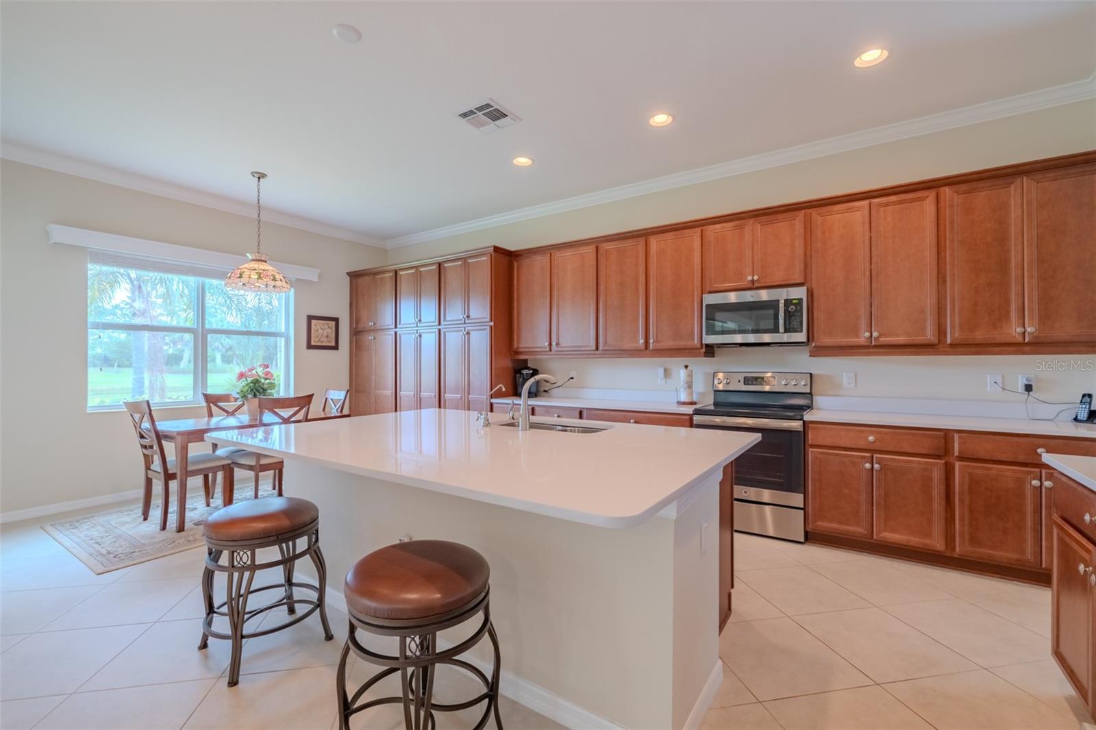 VALENCIA LAKES TR I - Residential