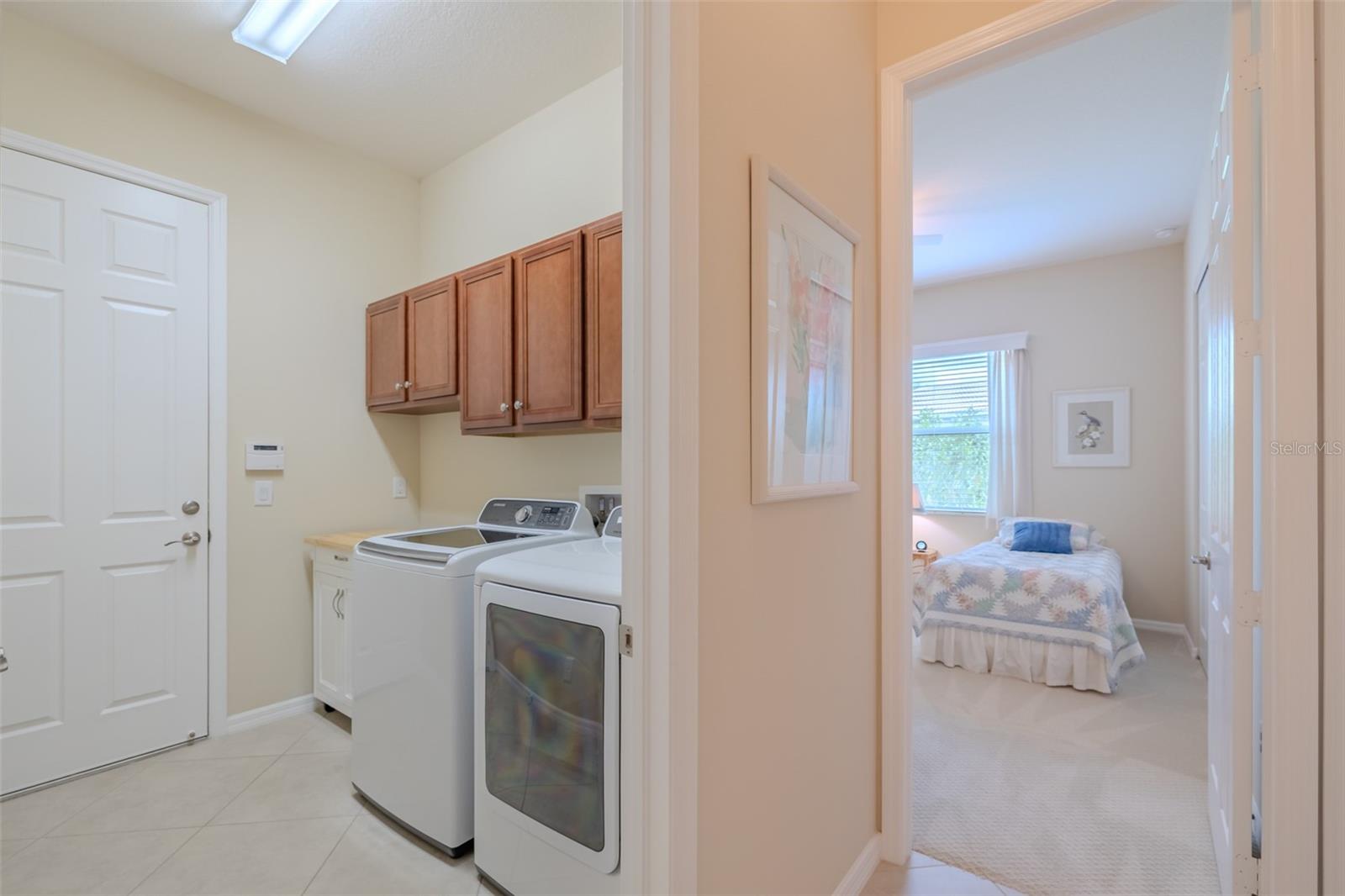 VALENCIA LAKES TR I - Residential