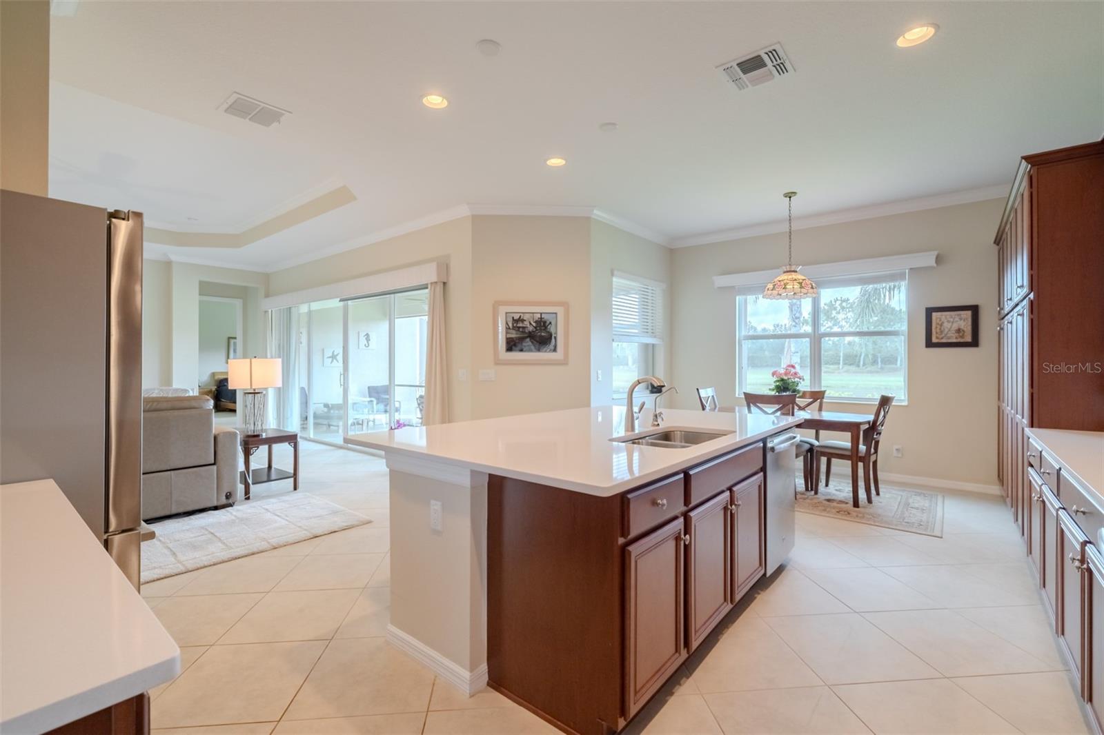 VALENCIA LAKES TR I - Residential