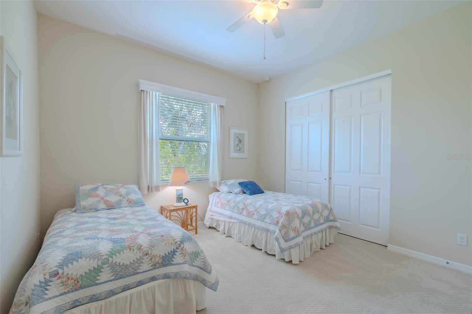 VALENCIA LAKES TR I - Residential