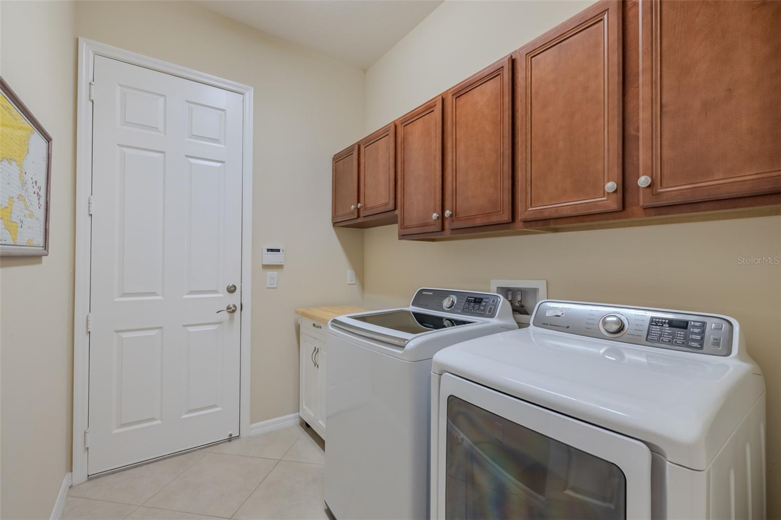 VALENCIA LAKES TR I - Residential