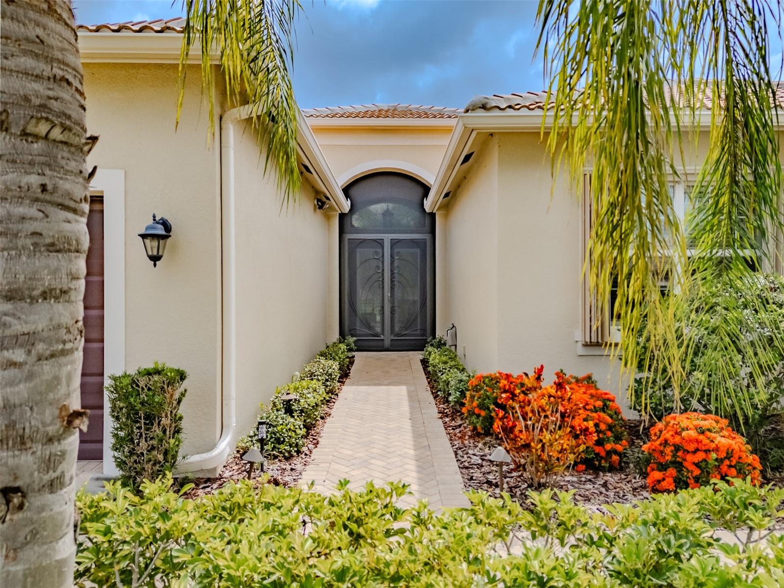 VALENCIA LAKES TR I - Residential