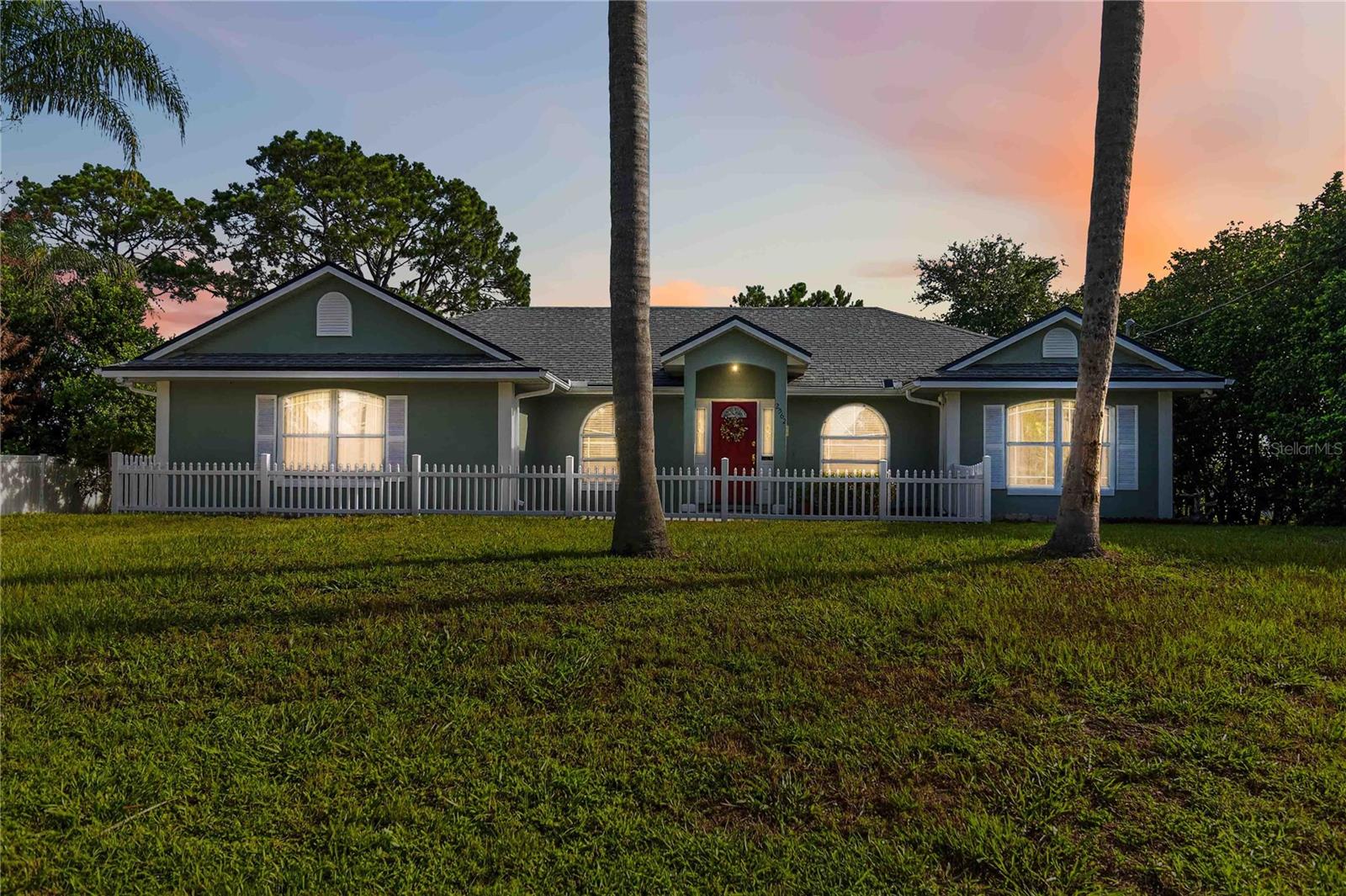 2562 TRAVIDA DRIVE