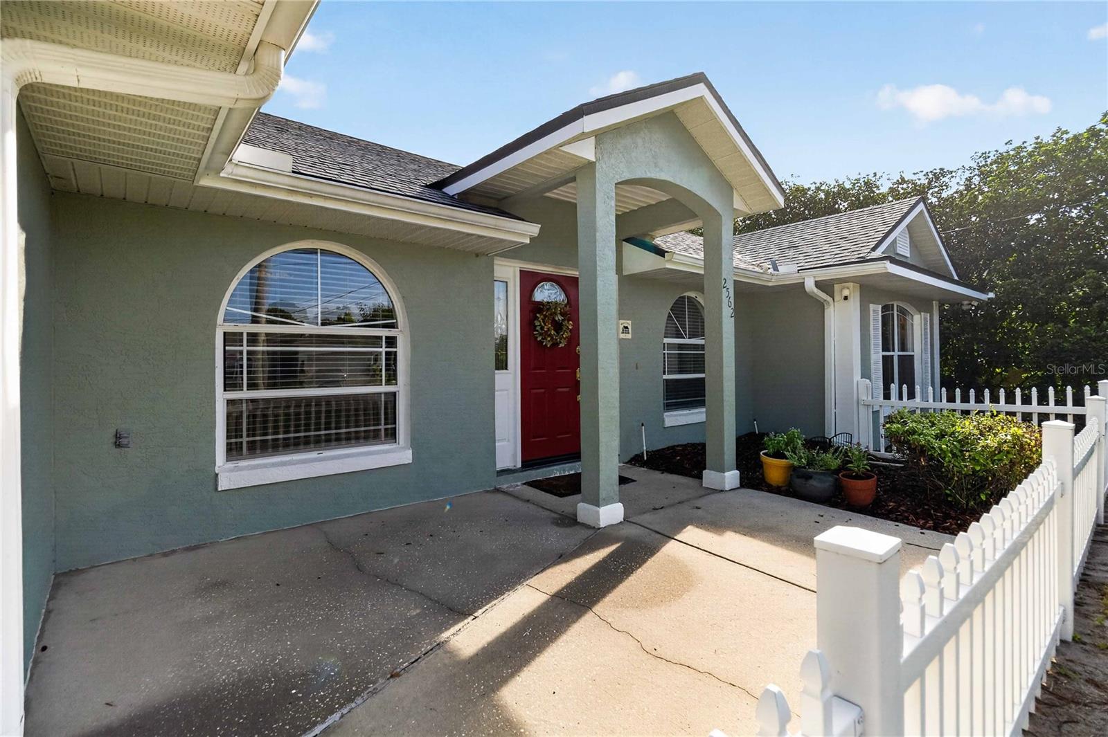 2562 TRAVIDA DRIVE