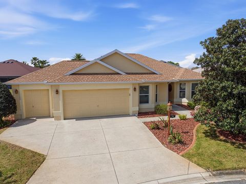 Photo of 2348 Midnight Pass Court, The Villages, FL 32162 (MLS # G5110142)