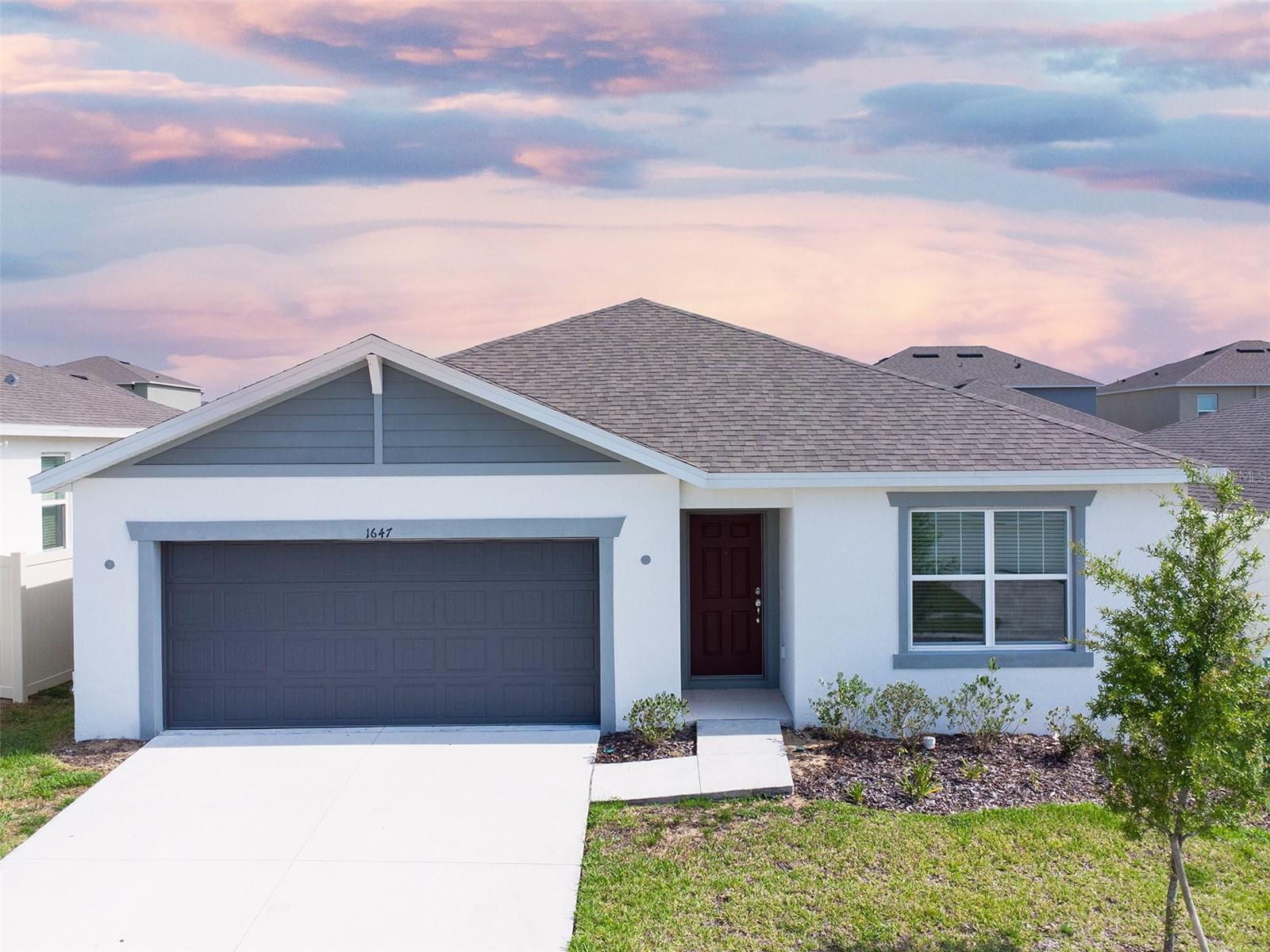 FOREST LAKE - Residential Lease