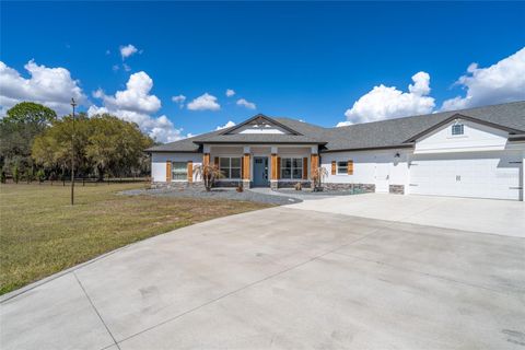 Tiny photo for 4821 Sunnyside Drive, Fruitland Park, FL 34731 (MLS # G5109466)