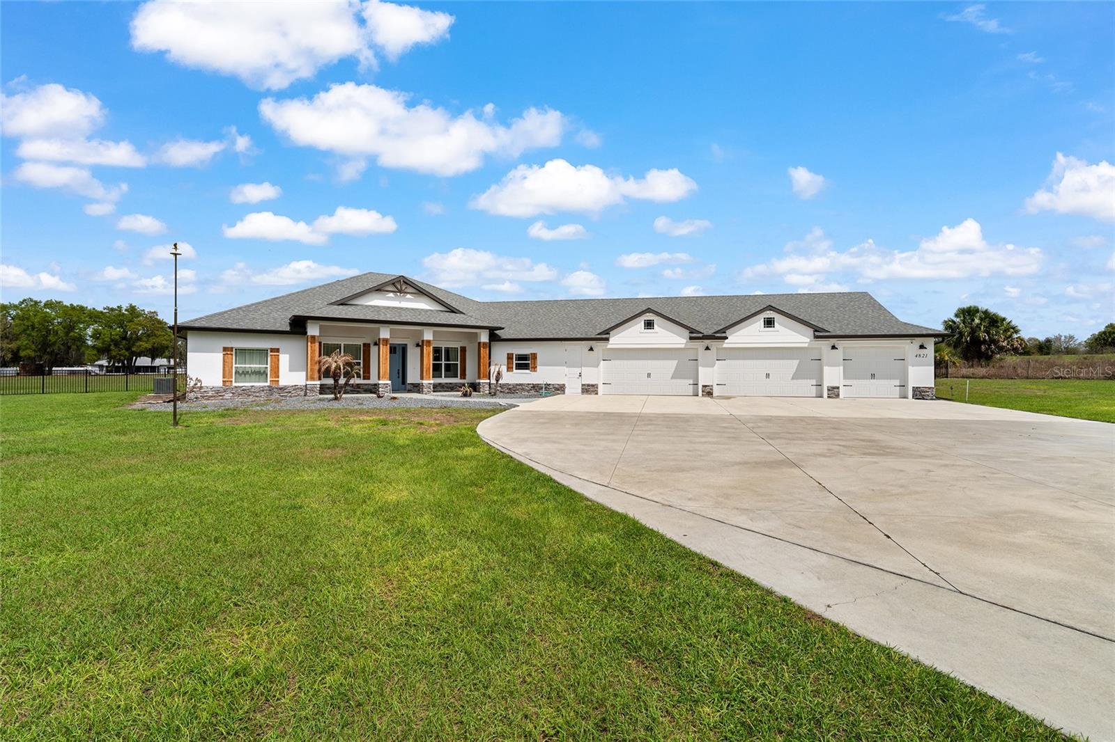 FRUITLAND PARK UNPLATTED - Residential