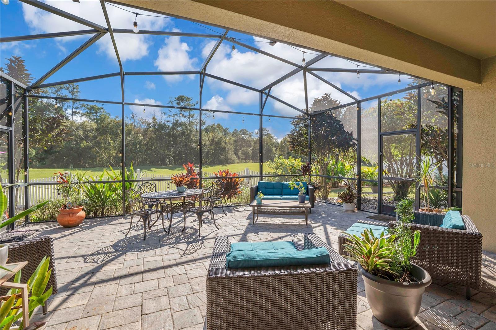 HAMILTON PLACE - Residential