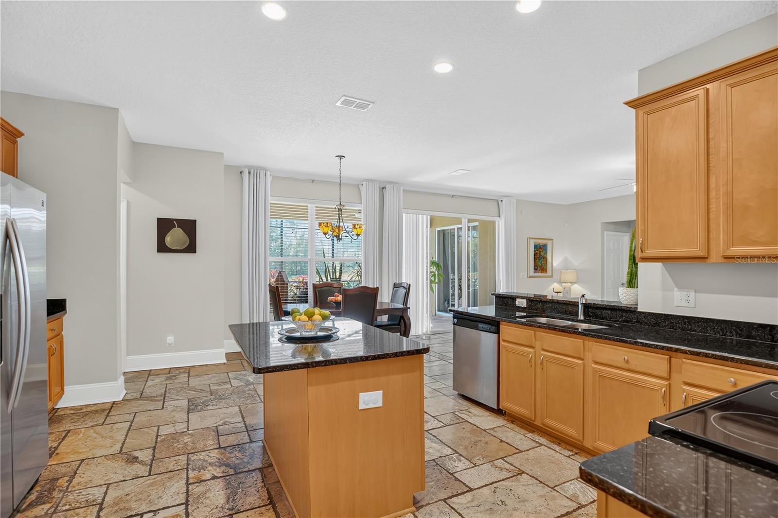 HAMILTON PLACE - Residential