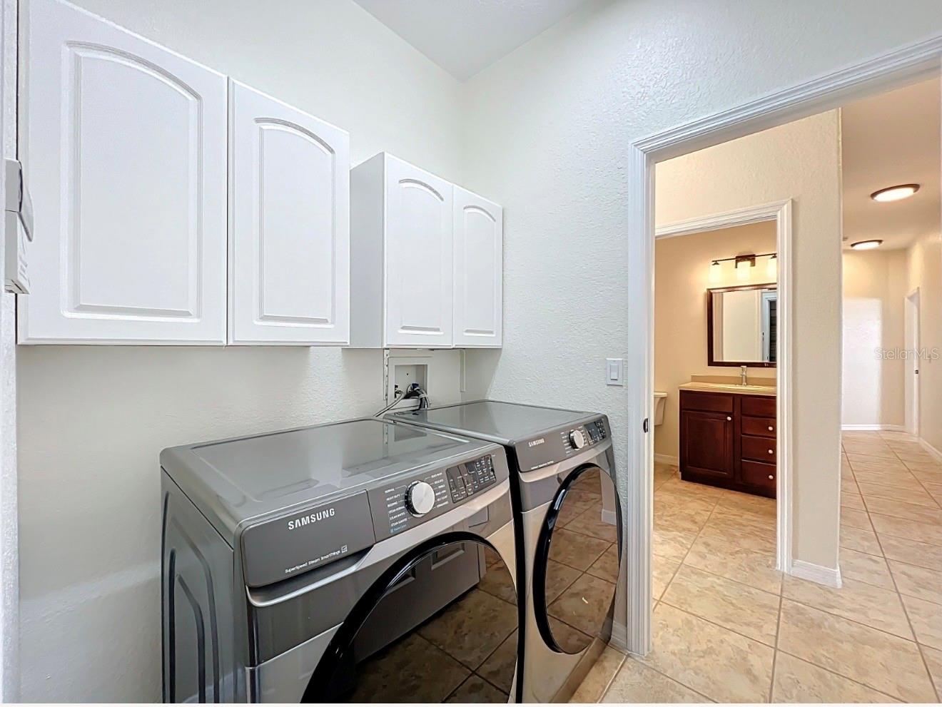 PALISADES PH 02E LT 208 - Residential Lease