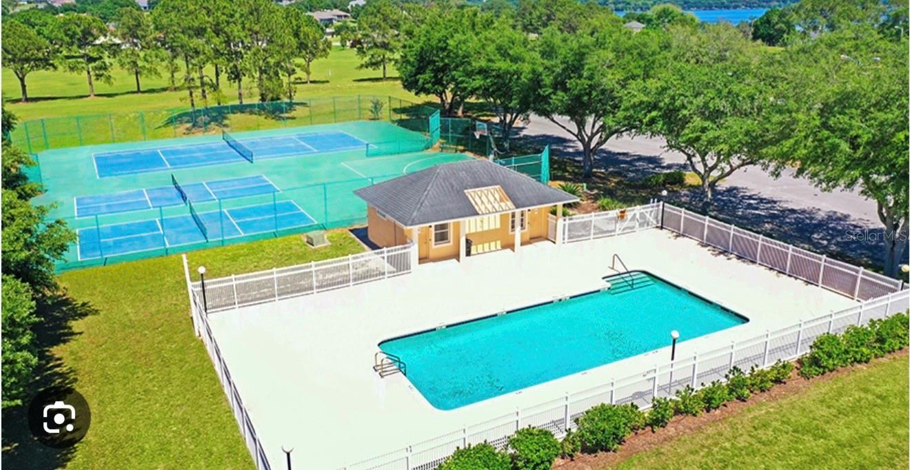 PALISADES PH 02E LT 208 - Residential Lease