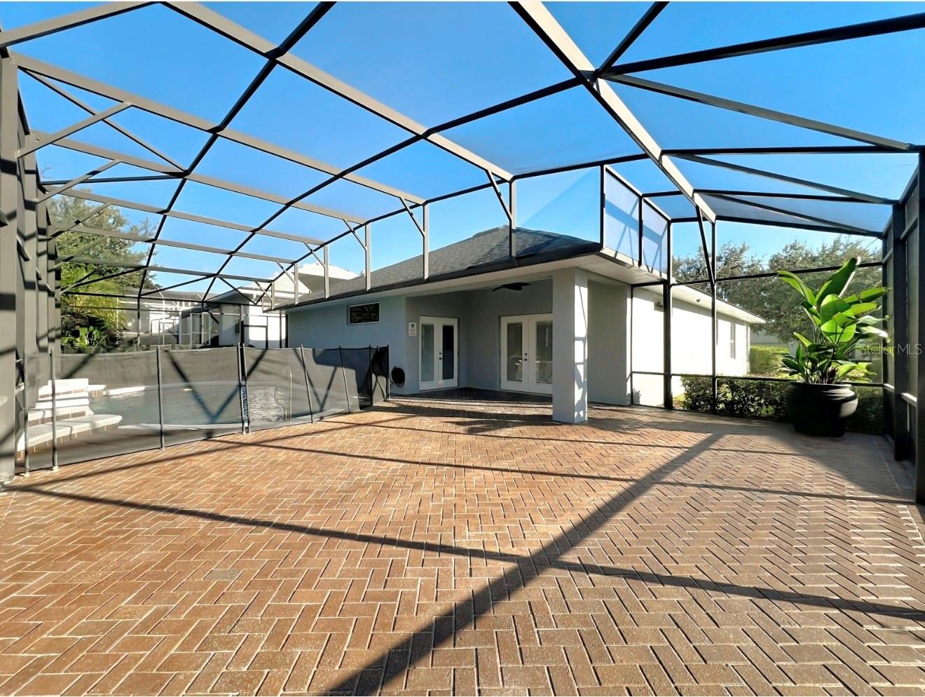 PALISADES PH 02E LT 208 - Residential Lease