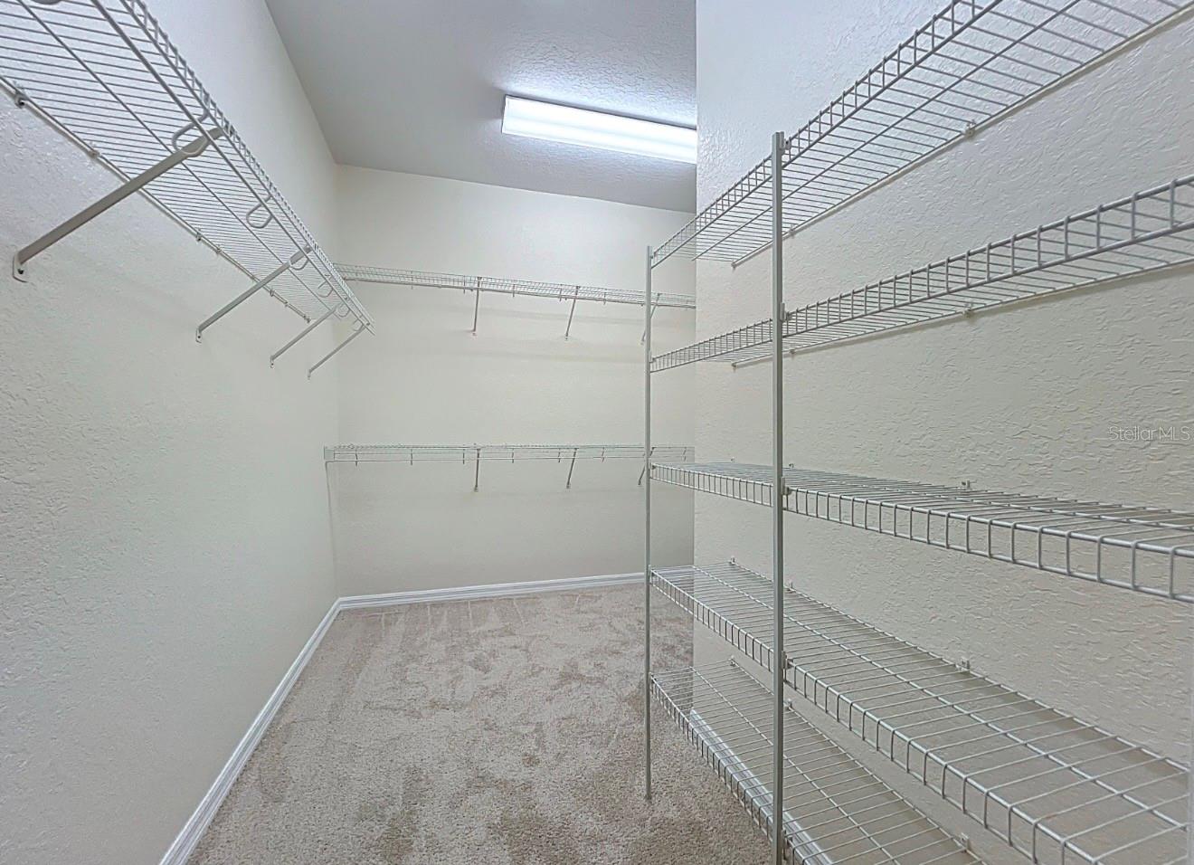 PALISADES PH 02E LT 208 - Residential Lease