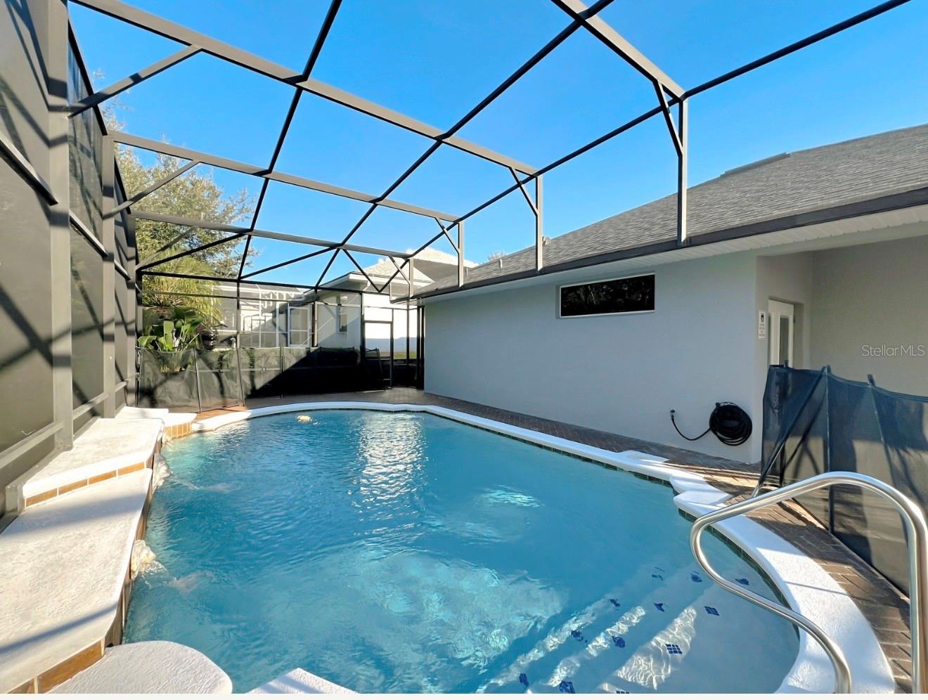 PALISADES PH 02E LT 208 - Residential Lease