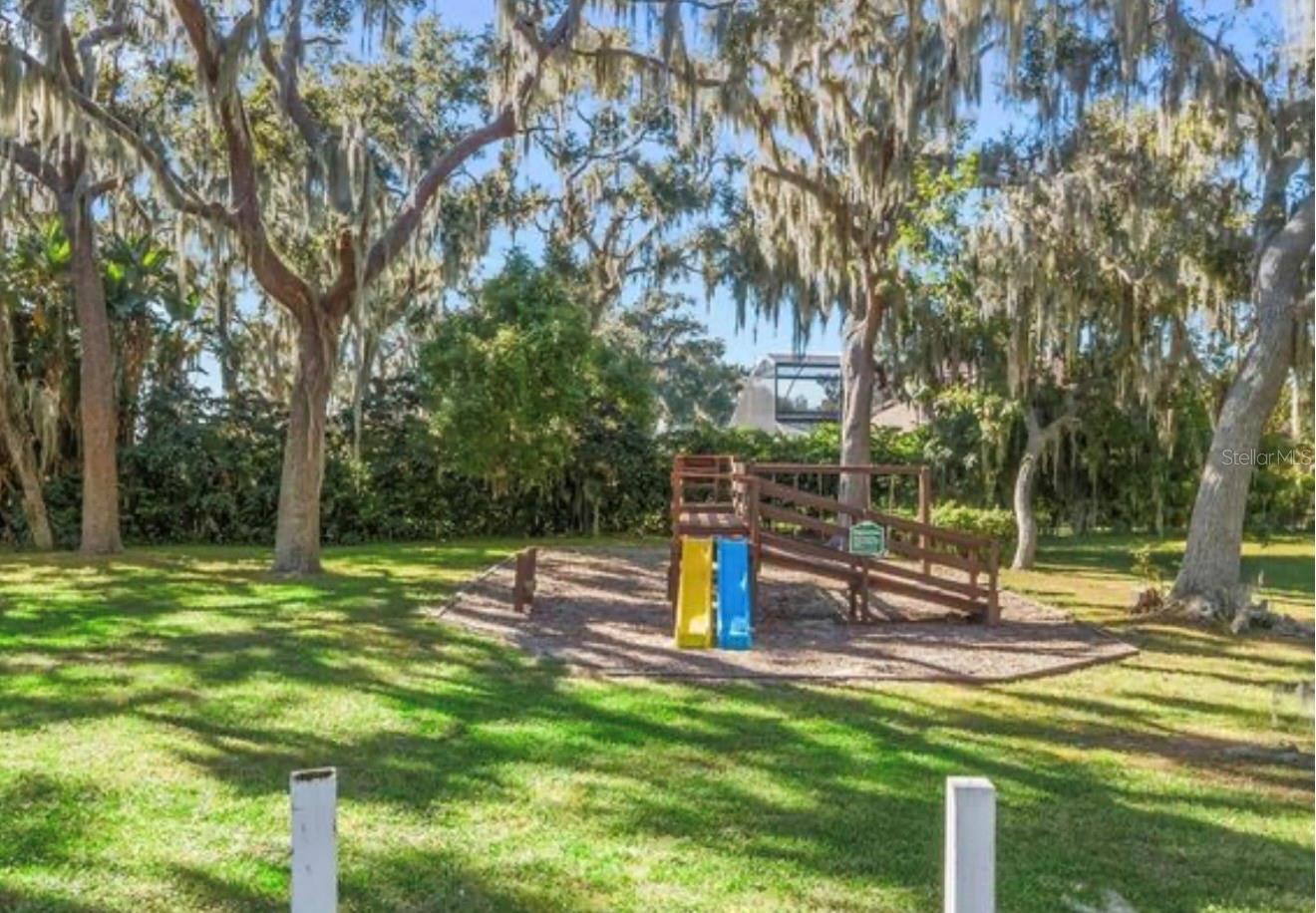 PALISADES PH 02E LT 208 - Residential Lease