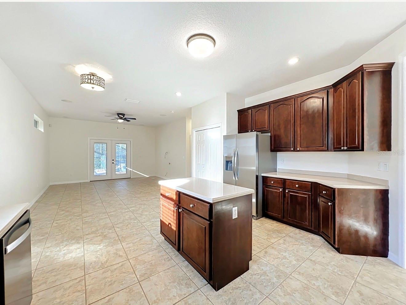 PALISADES PH 02E LT 208 - Residential Lease