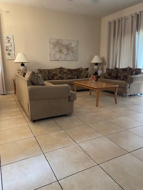 REGAL PALMS/HLND RESERVE PH 03 - Residential