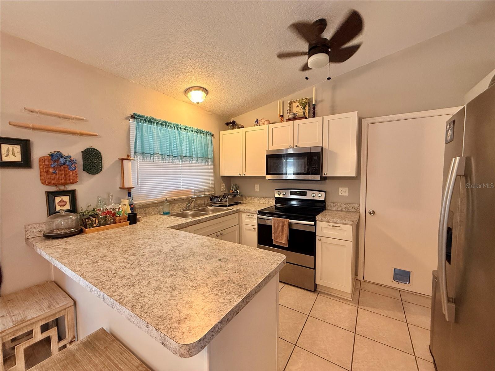 SPRING HILL - Residential Lease