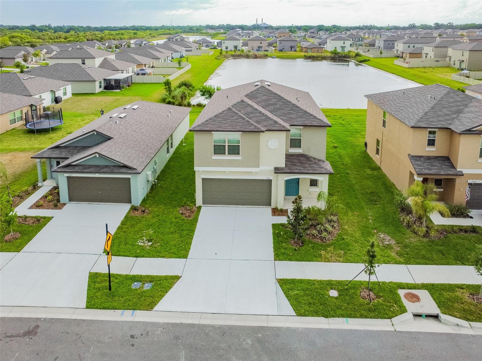 5064 WHITE CHICORY DRIVE
