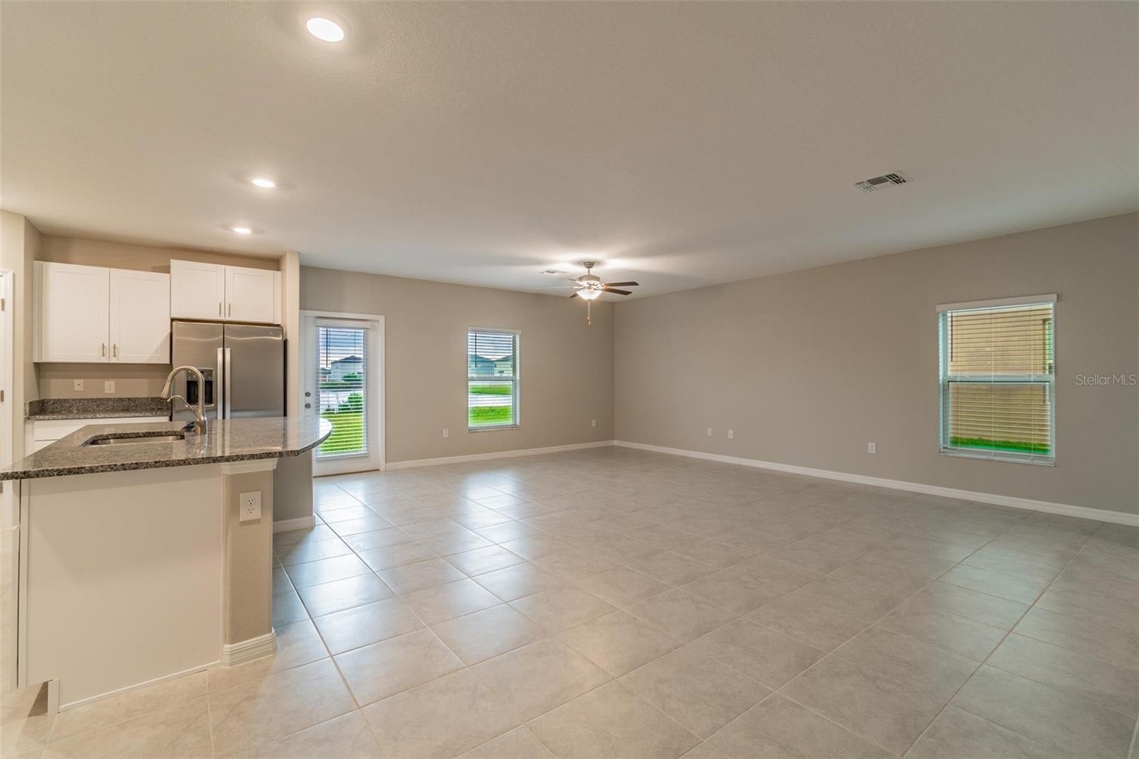 5064 WHITE CHICORY DRIVE