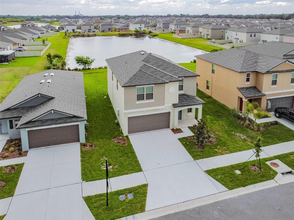 Photo of 5064 White Chicory Drive, Apollo Beach, FL 33572 (MLS # TB8545403)