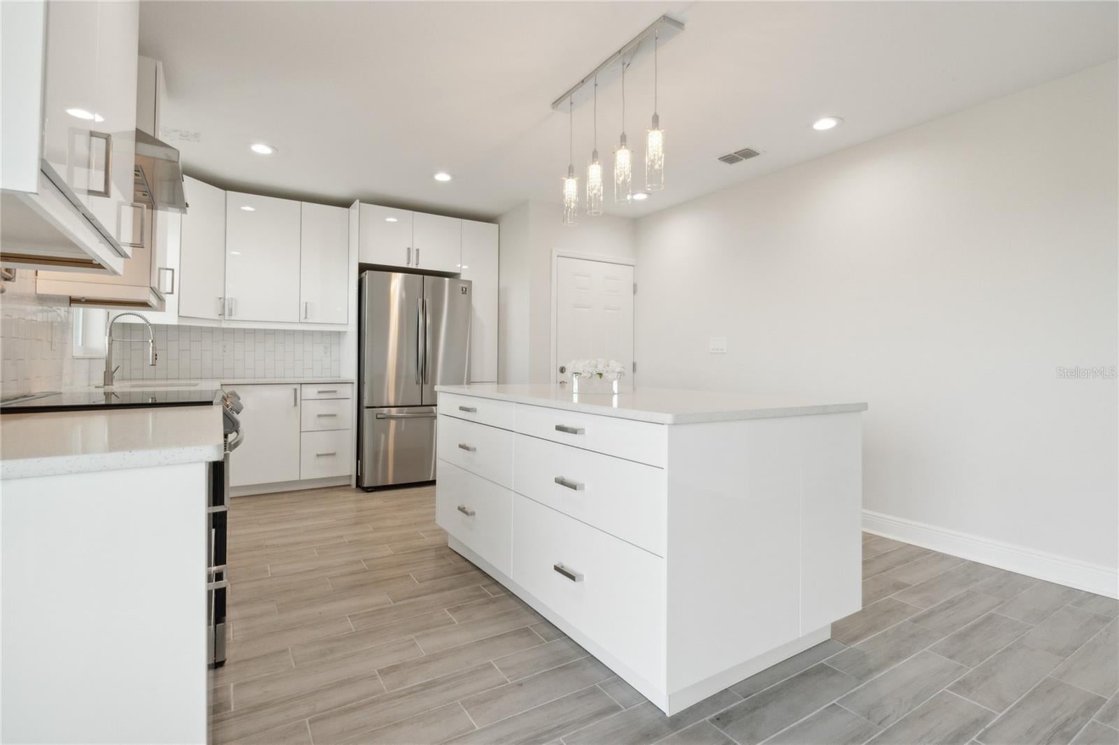 8829 BAY POINTE DRIVE 206