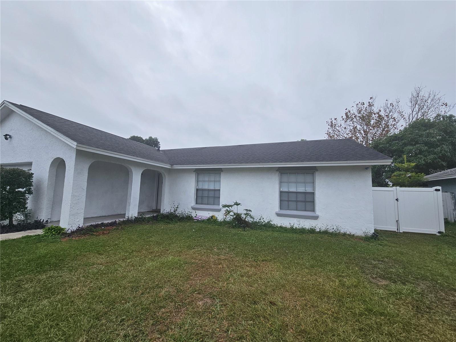 PEPPER MILL SEC 01 - Residential Lease