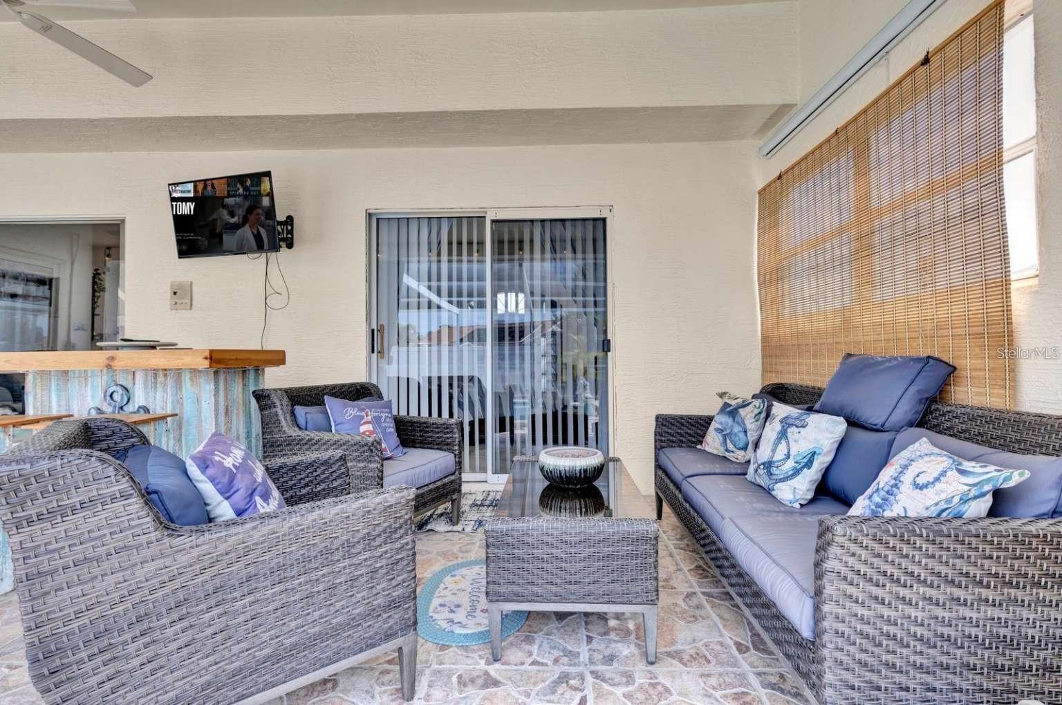 FAIRWAY OAKS - Residential