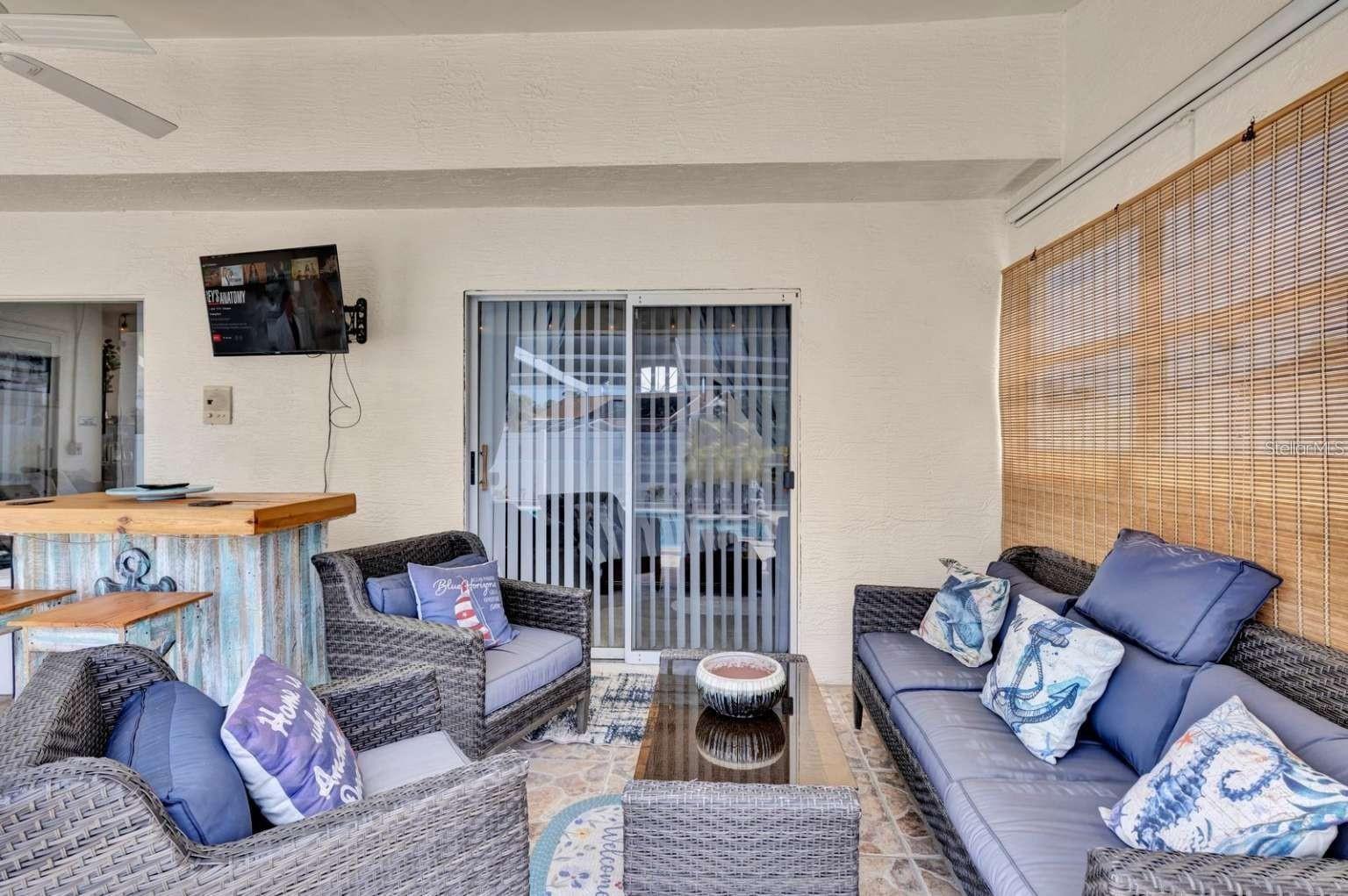 FAIRWAY OAKS - Residential