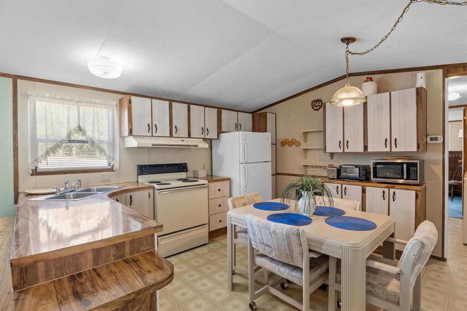 TWIN FOUNTAINS INC A CONDO MHP - Residential