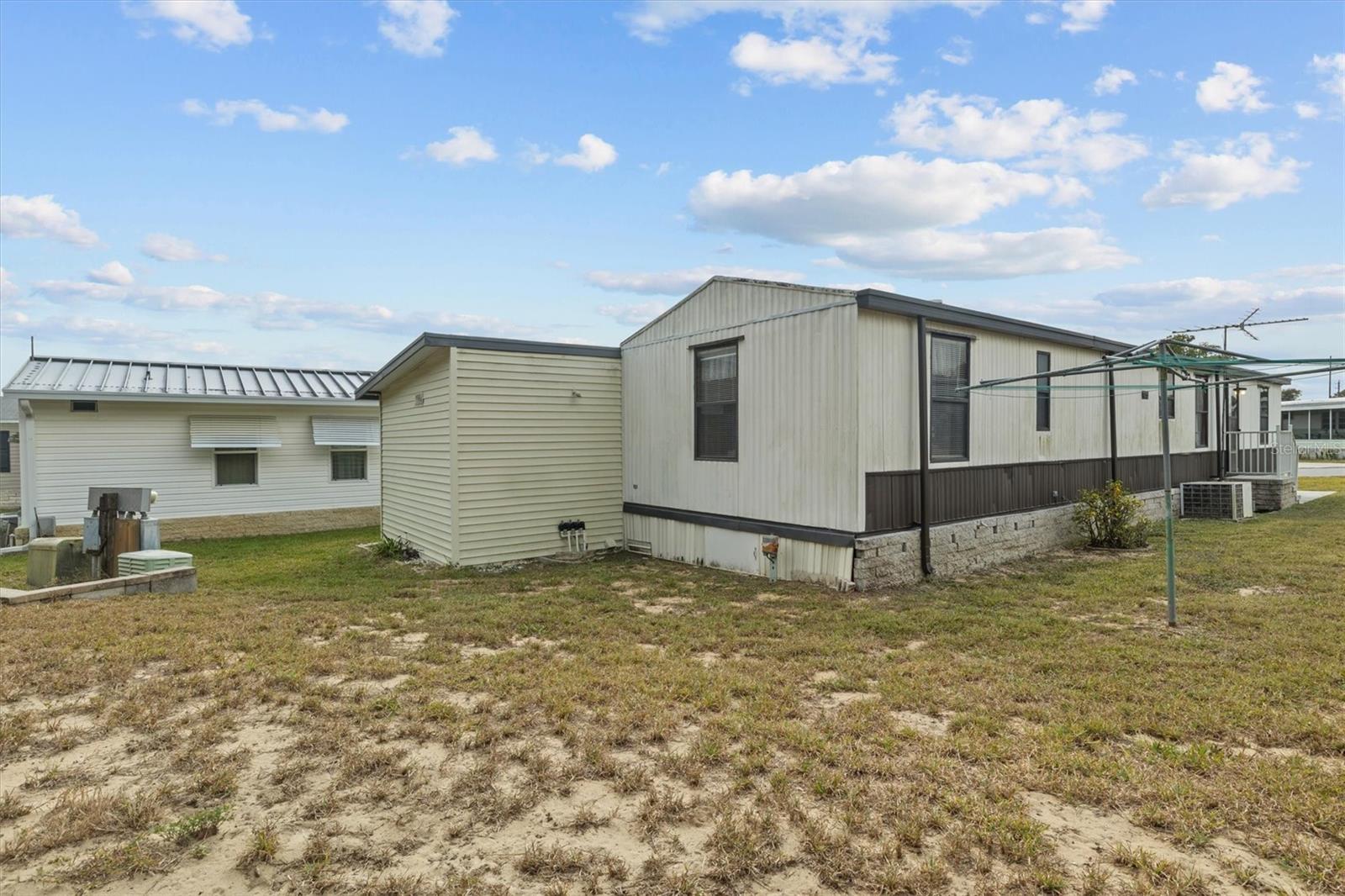 TWIN FOUNTAINS INC A CONDO MHP - Residential