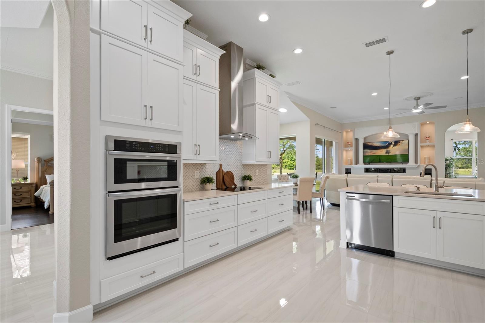 FOUNTAINS/RIO PINAR - Residential