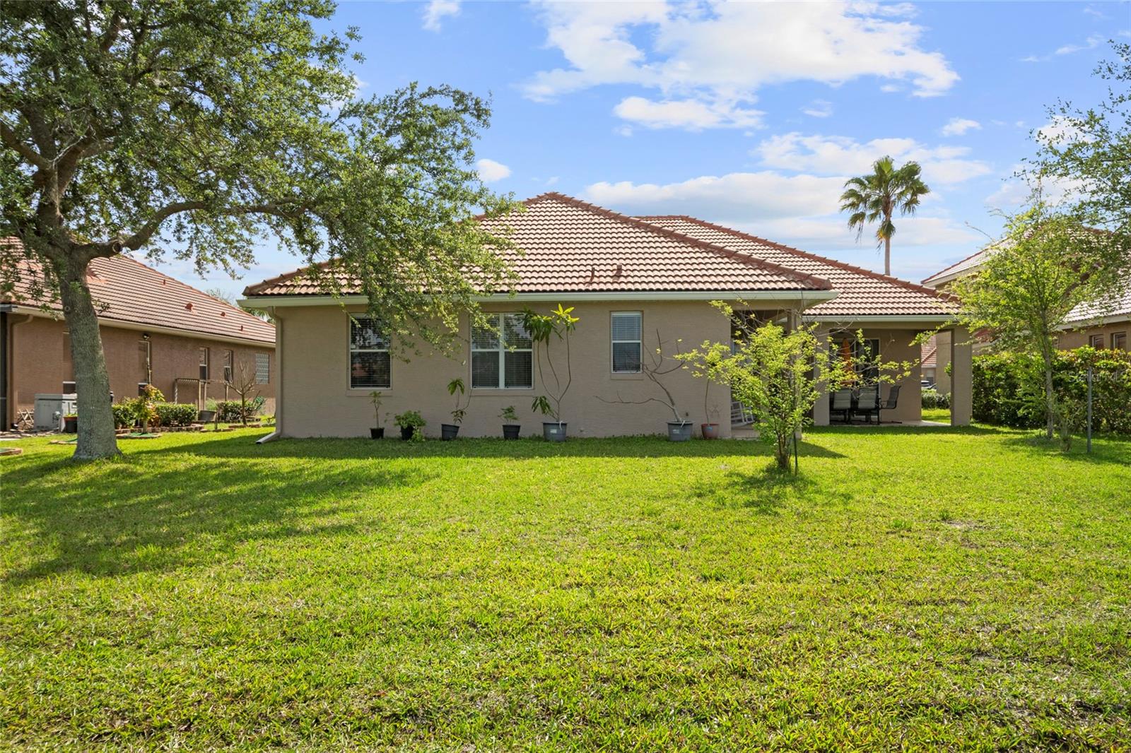 FOUNTAINS/RIO PINAR - Residential